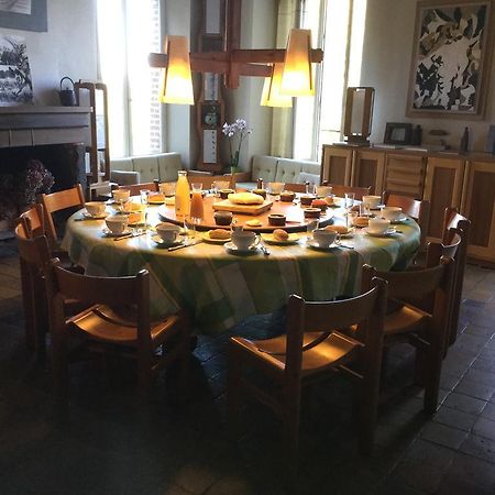 Carrefour De L'Ormeau Bed and Breakfast Mondoubleau Exterior foto